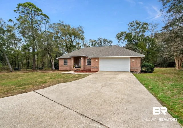 Photo 2 of Sale Pending at 10738 Magnolia Ln, Lillian, AL 36549 | MLS# 398535 | Listing updated on 2026-08-30