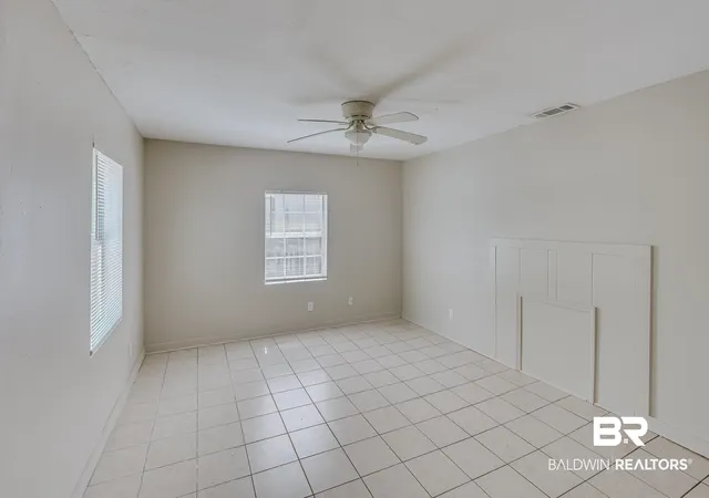 Photo 3 of Single family home for sale at 1302 Windsor Ave, Mobile, AL 36605 | MLS# 396977 | Listing updated on 2026-09-11