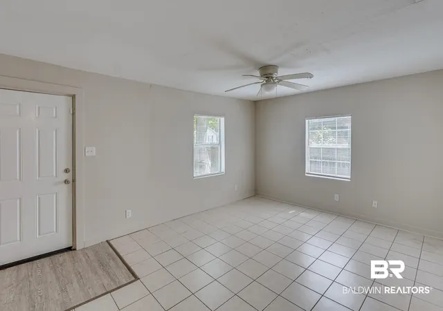 Photo 3 of Single family home for sale at 1302 Windsor Ave, Mobile, AL 36605 | MLS# 396977 | Listing updated on 2026-09-11