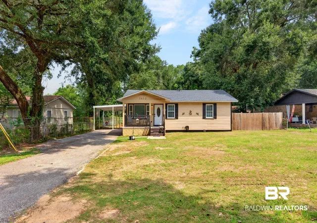 2nd image of 5852 University Avenue, Mobile, AL 36618 | MLS# 409617