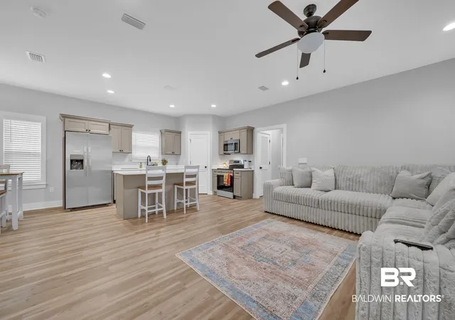 Photo 4 of Single family home for sale at 18135 Hoiles St, Robertsdale, AL 36567 | MLS# 394195 | Listing updated on 2026-08-19