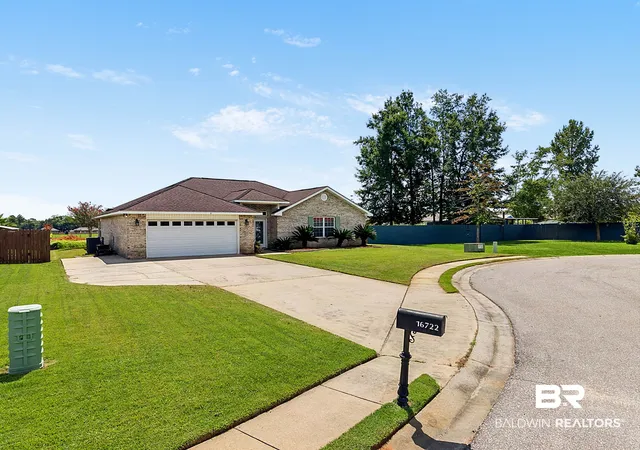 Photo 3 of Single family home for sale at 16722 Sugar Loop, Foley, AL 36535 | MLS# 407410 | Listing updated on 2026-09-15