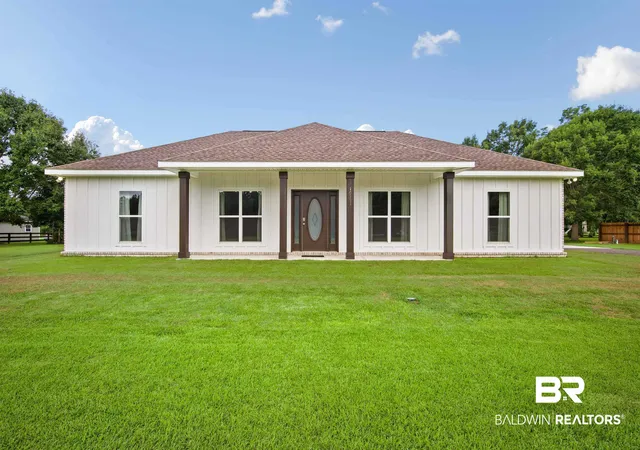 Photo 1 of Single family home for sale at 16563 Old Pierce Rd, Fairhope, AL 36532 | MLS# 398983 | Listing updated on 2026-08-29