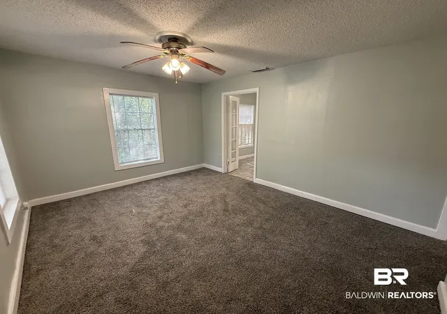 Photo 3 of Single family home for sale at 553 4th Avenue, Chickasaw, AL 36611 | MLS# 409203 | Listing updated on 2026-09-11