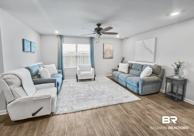 4th image of 20770 Mercury Dr, Robertsdale, AL 36567 | MLS# 409042