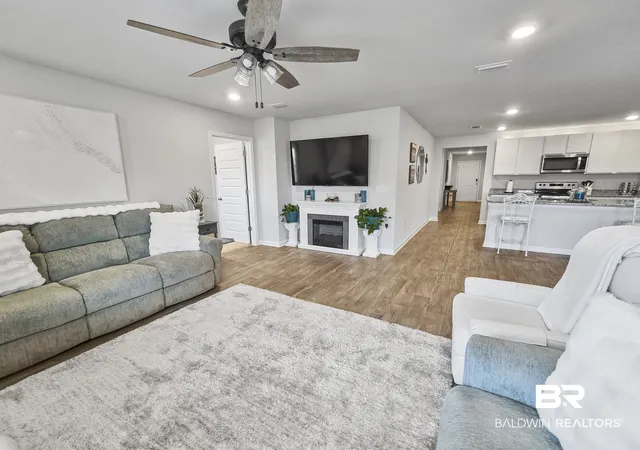 5th image of 20770 Mercury Dr, Robertsdale, AL 36567 | MLS# 409042