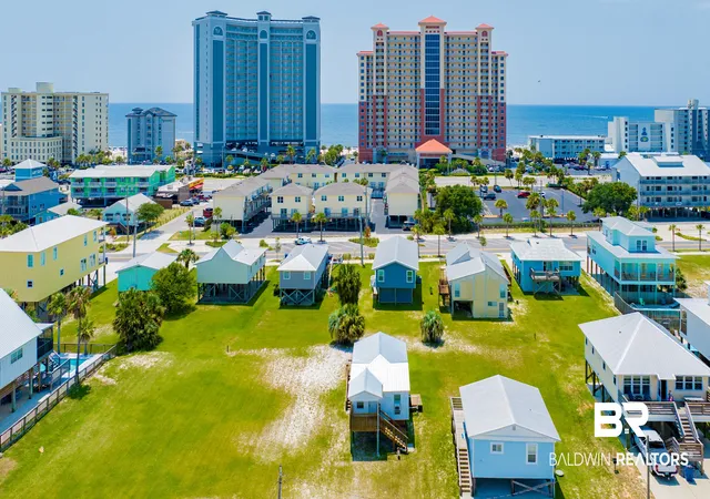 Photo 3 of Sale Pending at 347 E 2nd Avenue, Gulf Shores, AL 36542 | MLS# 406608 | Listing updated on 2026-08-07