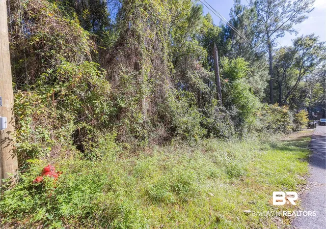 5th image of 102 Everade Cir, Daphne, AL 36526 | MLS# 392607