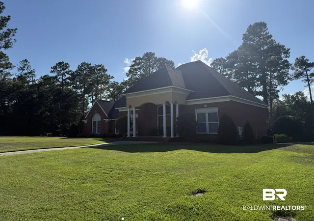 Photo 2 of Single family home for sale at 220 Juniper Crk Dr, Brewton, AL 36426 | MLS# 409941 | Listing updated on 2026-08-31