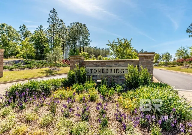 Homes for sale in Spanish Fort, AL | 32125 Lyon Road, Spanish Fort, AL 36527 | MLS# 398626