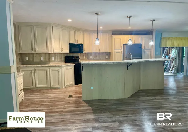 Photo 4 of Manufactured home for sale at 29146 County Rd 68 Ext, Robertsdale, AL 36567 | MLS# 398498 | Listing updated on 2026-08-02