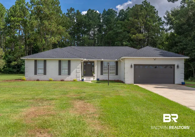 Photo 1 of Single family home for sale at 8217 Twin Beech Rd, Fairhope, AL 36532 | MLS# 407207 | Listing updated on 2026-09-14