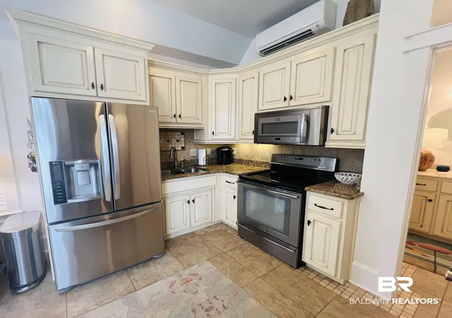 Photo 4 of Single family home for sale at 28888 Canal Rd #4, Orange Beach, AL 36561 | MLS# 394146 | Listing updated on 2026-07-24