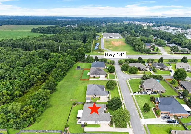 Homes for sale in Daphne, AL | 10100 Landsdown Dr, Daphne, AL 36526 | MLS# 398824