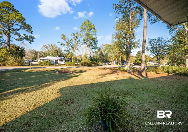 2nd image of 401 W Myrtle Avenue, Foley, AL 36535 | MLS# 390531