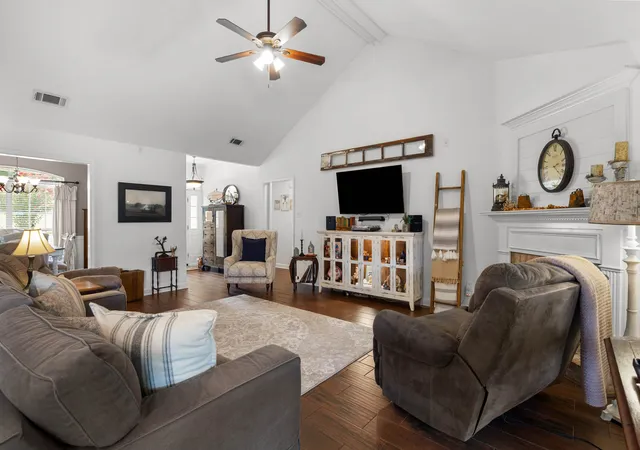 Photo 3 of Sale Pending at 1980 Ark Dr E, Semmes, AL 36575 | MLS# 409012 | Listing updated on 2026-08-21