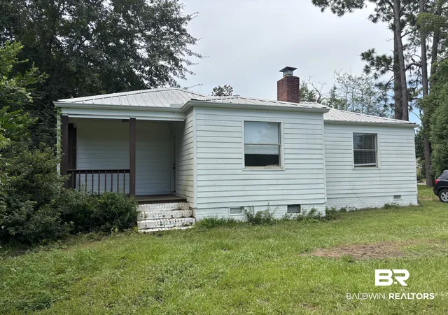 1st image of 400 E Orange Avenue, Foley, AL 36535 | MLS# 409322