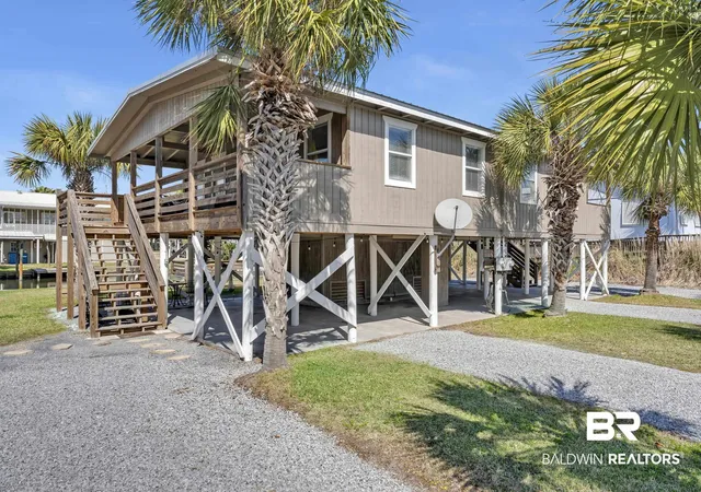 Photo 2 of Townhouse for sale at 120 W 3rd Avenue, Gulf Shores, AL 36542 | MLS# 398821 | Listing updated on 2026-08-05