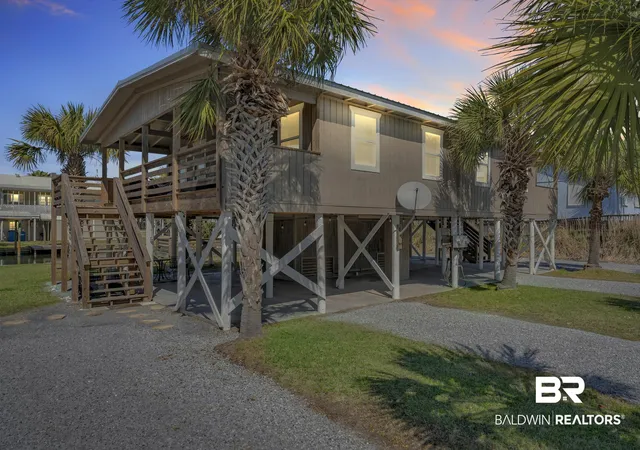 Photo 3 of Townhouse for sale at 120 W 3rd Avenue, Gulf Shores, AL 36542 | MLS# 398821 | Listing updated on 2026-08-05