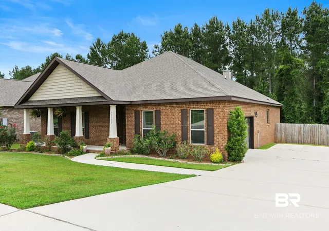 Photo 4 of Sale Pending at 31350 Hoot Owl Rd, Daphne, AL 36527 | MLS# 407719 | Listing updated on 2026-08-22