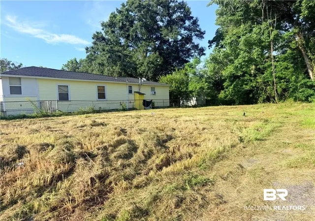Photo 3 of Land for sale at 2803 S College St, Mobile, AL 36610 | MLS# 399154 | Listing updated on 2026-07-28