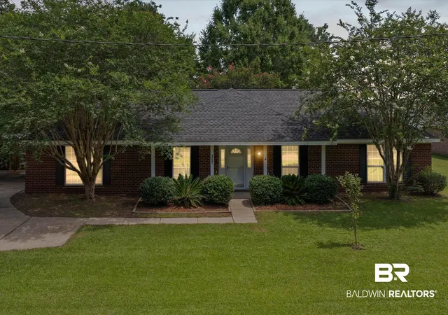 1st image of 33621 Rosalia Ave, Lillian, AL 36549 | MLS# 398768