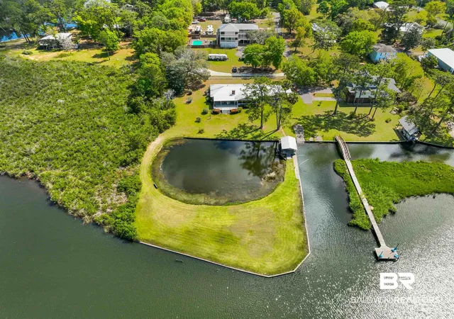 Photo 4 of Single family home for sale at 18671 Pine Acres Rd, Gulf Shores, AL 36542 | MLS# 398992 | Listing updated on 2026-08-05