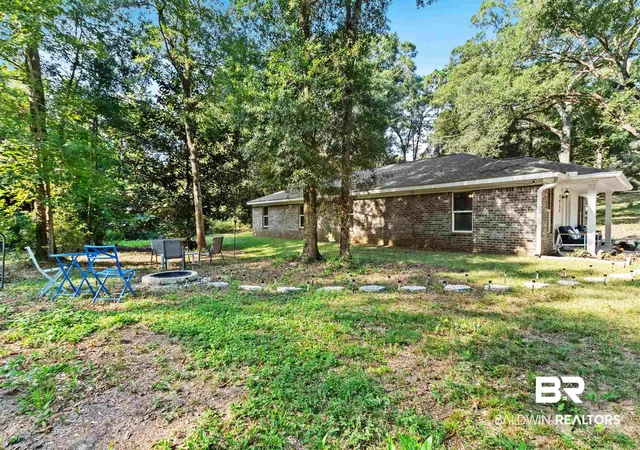 Photo 2 of Single family home for sale at 1933 Wildwood Pl, Mobile, AL 36609 | MLS# 398851 | Listing updated on 2026-08-05