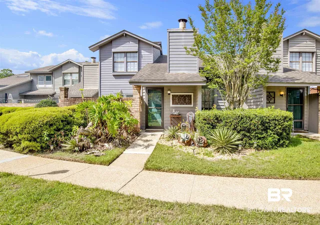 Townhouse for sale at 389 Clubhouse Dr #I-3, Gulf Shores, AL 36542 | MLS# 394530