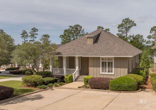 Homes for sale in Loxley, AL | 32567 Lakeview Circle #A, Loxley, AL 36551 | MLS# 396621