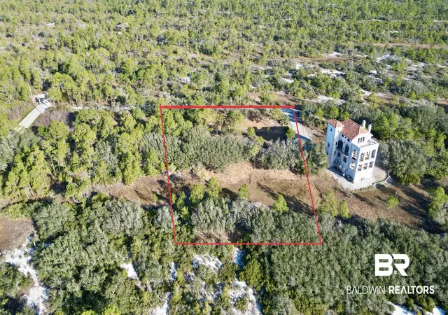 Photo 3 of Sale Pending at 123 Kelly Ln, Gulf Shores, AL 36542 | MLS# 398741 | Listing updated on 2026-09-04