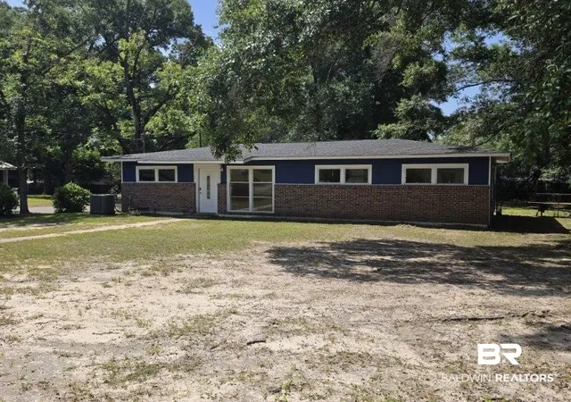 1st image of 101 Byrd St, Brewton, AL 36426 | MLS# 399738