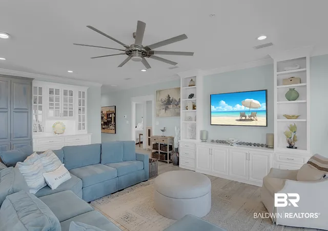 Photo 4 of Single family home for sale at 2565 W Beach Blvd, Gulf Shores, AL 36542 | MLS# 409000 | Listing updated on 2026-09-08