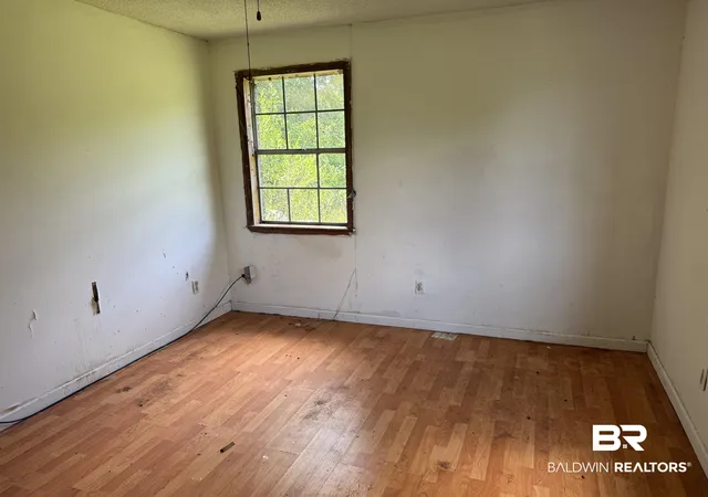 Photo 2 of Single family home for sale at 442 Robinson St, Atmore, AL 36502 | MLS# 399778 | Listing updated on 2026-08-26
