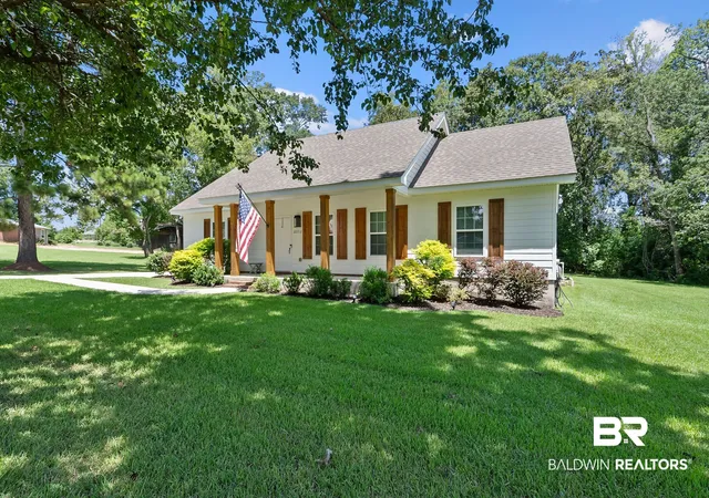 Photo 3 of Single family home for sale at 22713 Circle Dr, Robertsdale, AL 36567 | MLS# 406596 | Listing updated on 2026-09-08