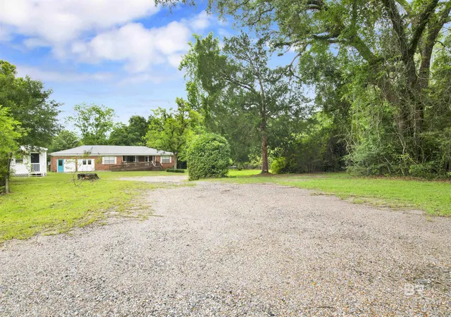 Homes for sale in Bay Minette, AL | 17714 Horseneck Road, Bay Minette, AL 36507 | MLS# 397869