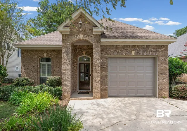 Photo 1 of Single family home for sale at 30301 Green Court, Spanish Fort, AL 36527 | MLS# 409778 | Listing updated on 2026-08-29