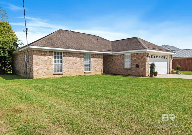 Homes for sale in Robertsdale, AL | 23550 Harvest Creek Dr, Robertsdale, AL 36567 | MLS# 394205