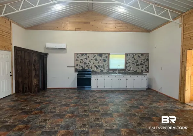 Photo 3 of Single family home for sale at 2588 Wolf Log Road, Flomaton, AL 36441 | MLS# 409437 | Listing updated on 2026-08-22