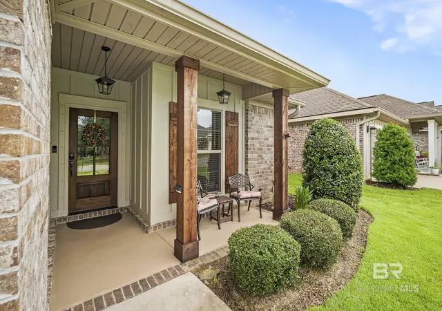 Homes for sale in Fairhope, AL | 225 Divot Loop, Fairhope, AL 36532 | MLS# 397327
