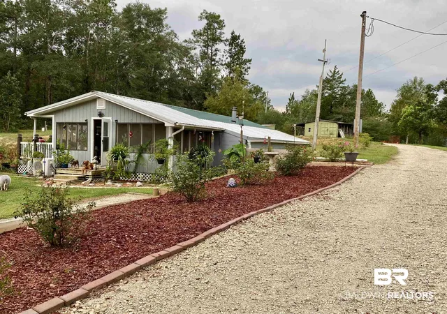 Photo 3 of Townhouse for sale at 21305 River Rd, Robertsdale, AL 36567 | MLS# 398672 | Listing updated on 2026-09-14