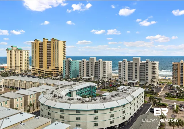 Photo 4 of Townhouse for sale at 952 W Beach Blvd #114, Gulf Shores, AL 36542 | MLS# 398265 | Listing updated on 2026-10-14