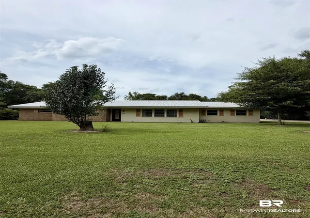 2nd image of 803 E Horner St, Atmore, AL 36502 | MLS# 399611