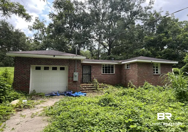 1st image of 401 W Highland Ave, Mobile, AL 36610 | MLS# 406677