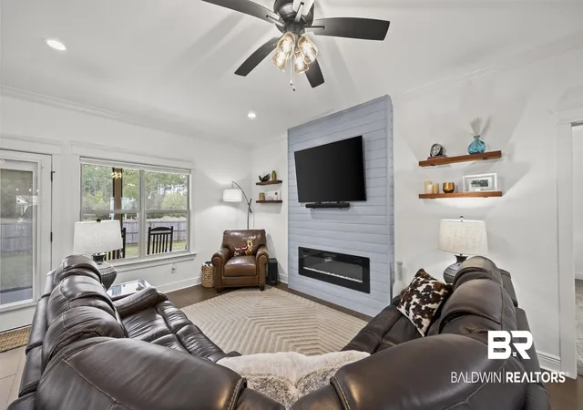 3rd image of 20933 W Southtown Dr, Robertsdale, AL 36567 | MLS# 393447