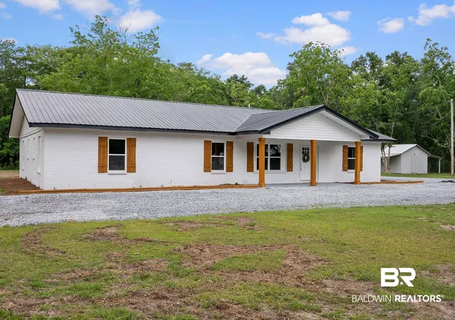 Photo 2 of Sale Pending at 28977 Gardner Rd, Elberta, AL 36530 | MLS# 396985 | Listing updated on 2026-09-12