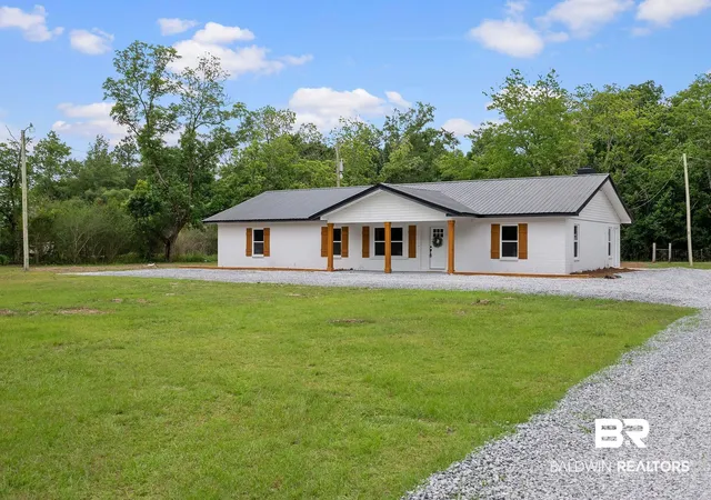 Photo 3 of Sale Pending at 28977 Gardner Rd, Elberta, AL 36530 | MLS# 396985 | Listing updated on 2026-09-12