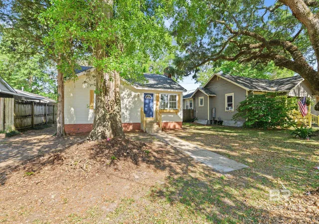 Homes for sale in Mobile, AL | 309 Morgan Avenue, Mobile, AL 36606 | MLS# 395431