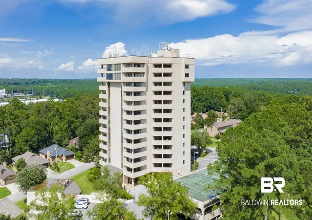 Townhouse for sale at 100 Tower Dr #1101, Daphne, AL 36526 | MLS# 409643