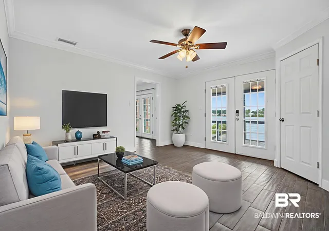 Photo 3 of Sale Pending at 140 W 8th Avenue, Gulf Shores, AL 36542 | MLS# 387253 | Listing updated on 2026-10-16